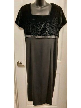 Vintage Memories Northern Traditions Black Velvet and Fabric Dress XL Lined